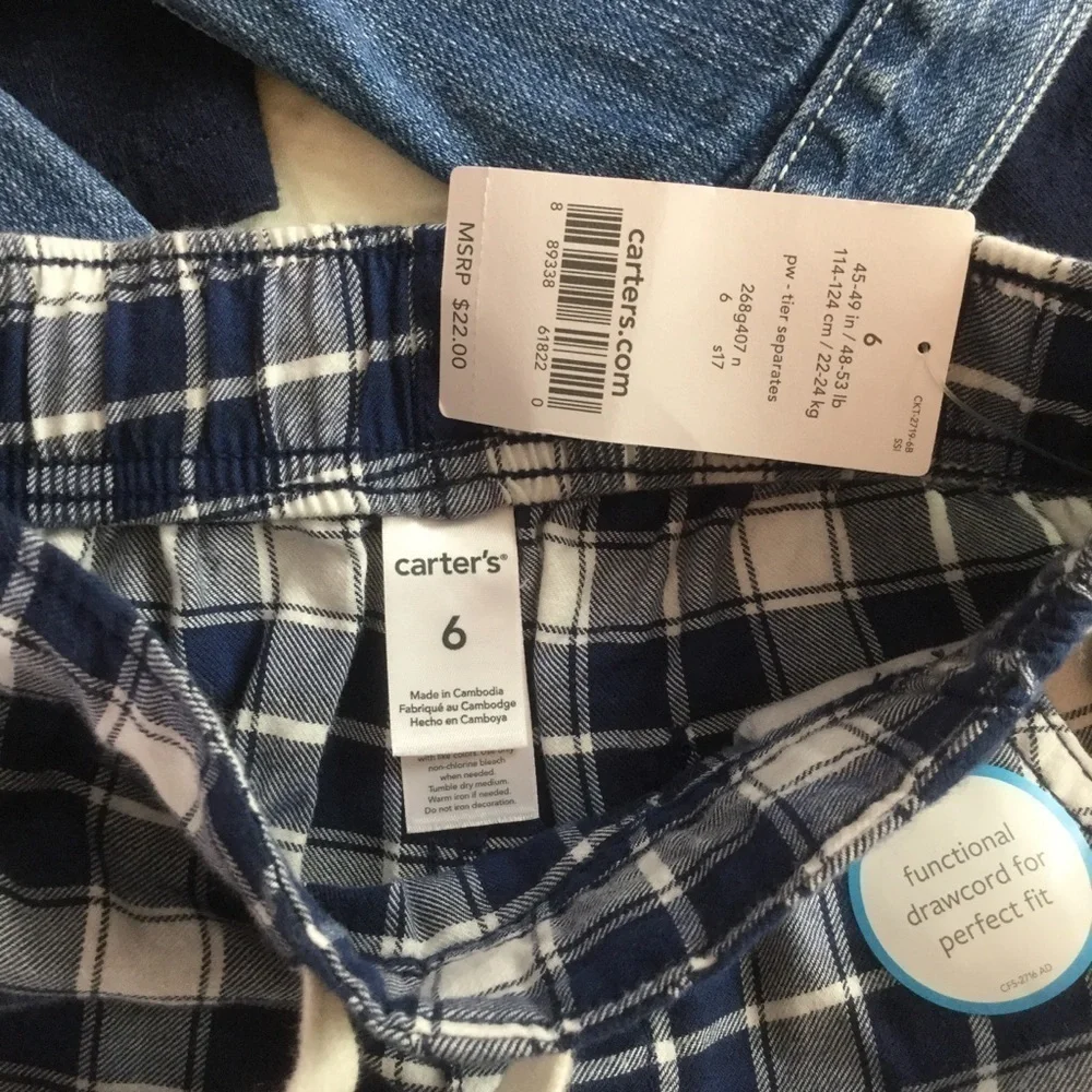 Carter’s‎ blue and white checkerboard cargo shorts